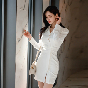 2022 spring new Korean version high-end fashion small Lapel shirt button slim dress