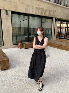 现！韩国东大门正品女装夏季新款 v领无袖束腰黑色气质百搭连衣裙