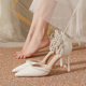 珍珠一字带蕾丝面中空高跟鞋包头细跟大码加肥加宽凉鞋结婚婚宴鞋