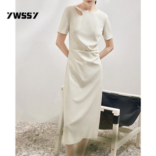 法式高级感通勤气质连衣裙女夏季设计感小众褶皱舒适收腰白色裙子