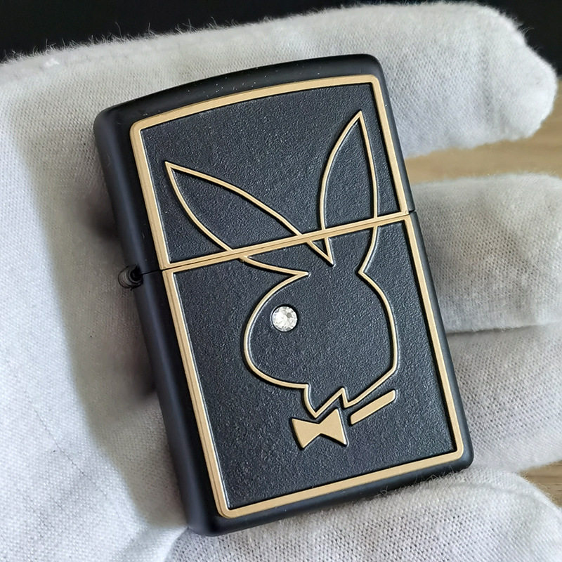 zippo花花公子打火机美国原装正版黑哑漆水晶花花公子兔子28816