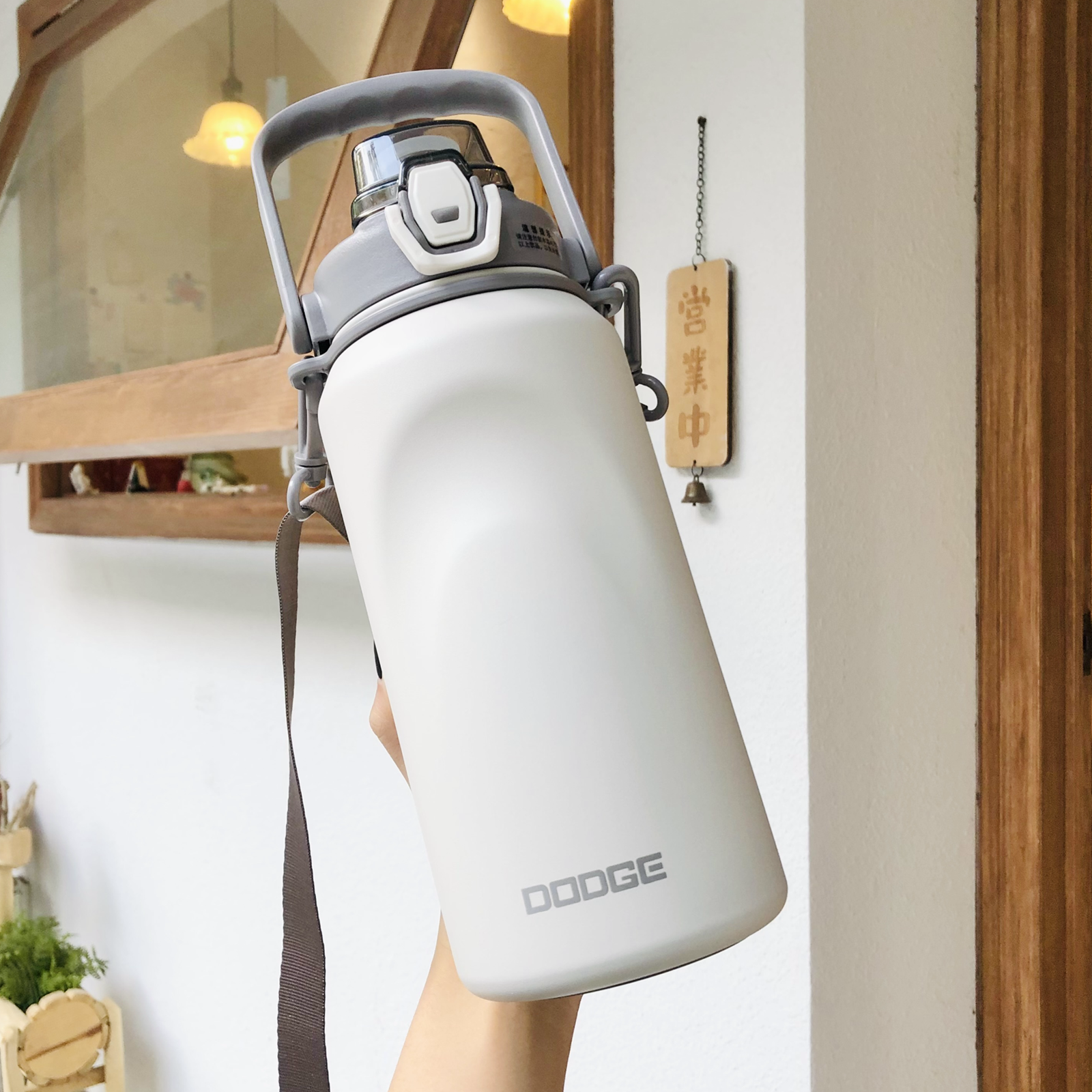 1000ml大容量保温杯女高级感网红吸管水杯孕产妇便携可爱运动杯子