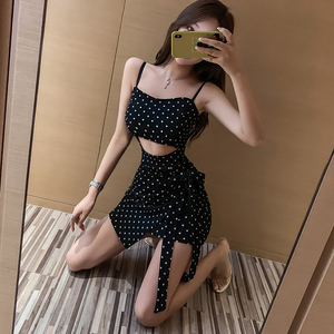 Xiaobo point open belly high waist suspender dress