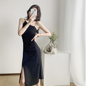 Medium length suspender irregular holiday black bottomed slim fitting dress