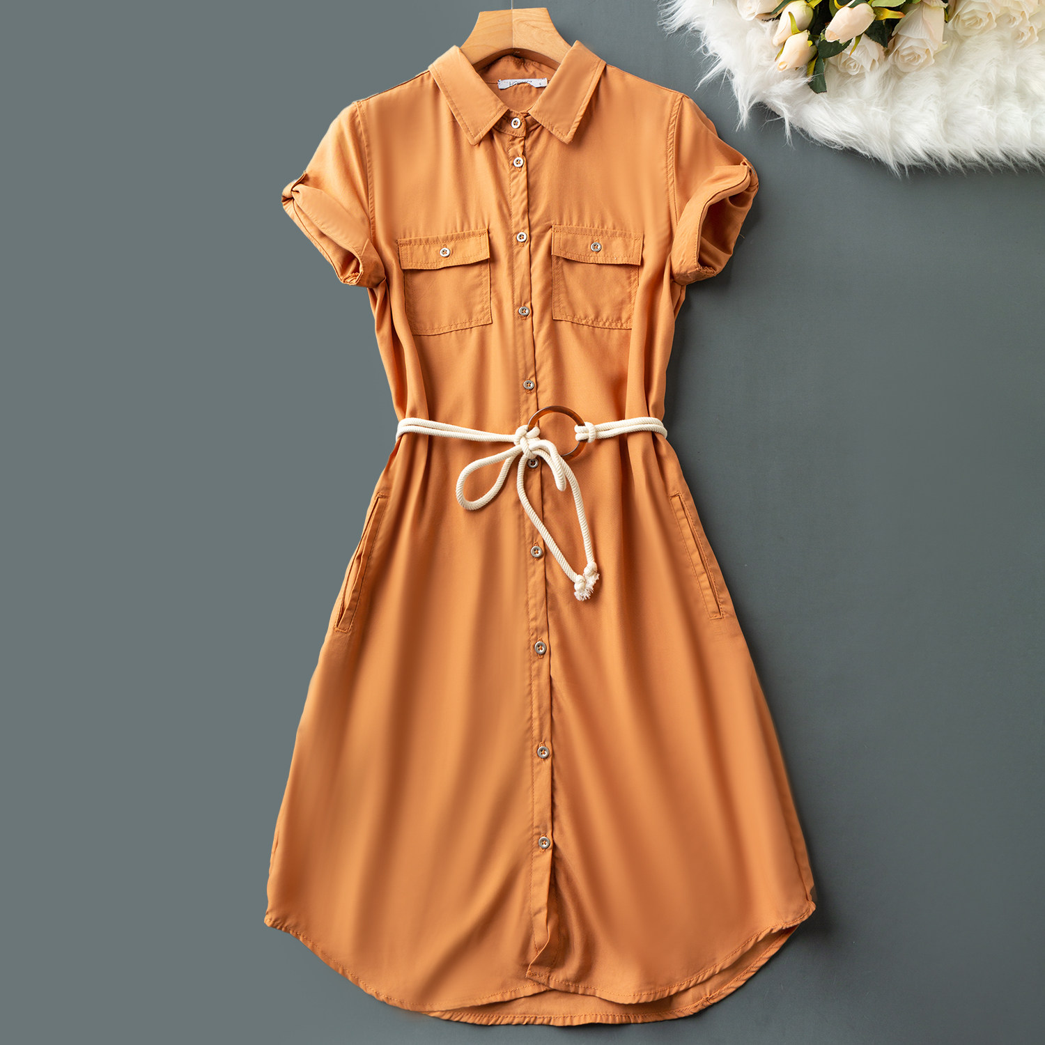 夏款连衣裙时尚气质