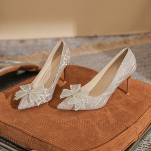 法式蝴蝶结高跟女鞋水钻亮片气质婚鞋新娘鞋尖头细跟单鞋