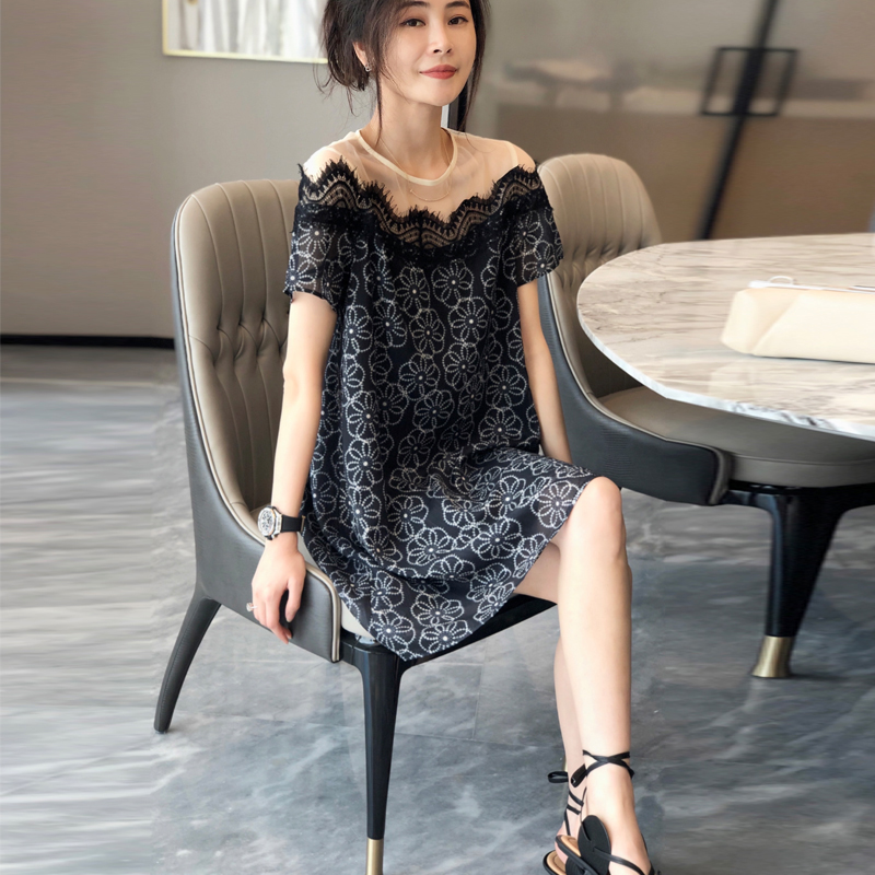 欧洲站2021夏季新款欧货女装时尚蕾丝拼接连衣裙女洋气宽松a字裙