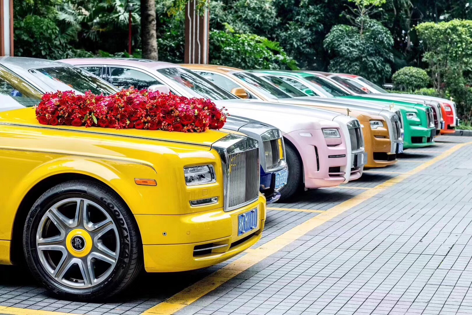 深圳广州惠州东莞珠海佛山劳斯莱斯超跑车队结婚租车婚车花车租赁
