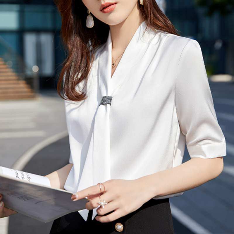 白色短袖衬衫女夏季薄款设计感时尚飘带雪纺上衣职业半袖真丝衬衣