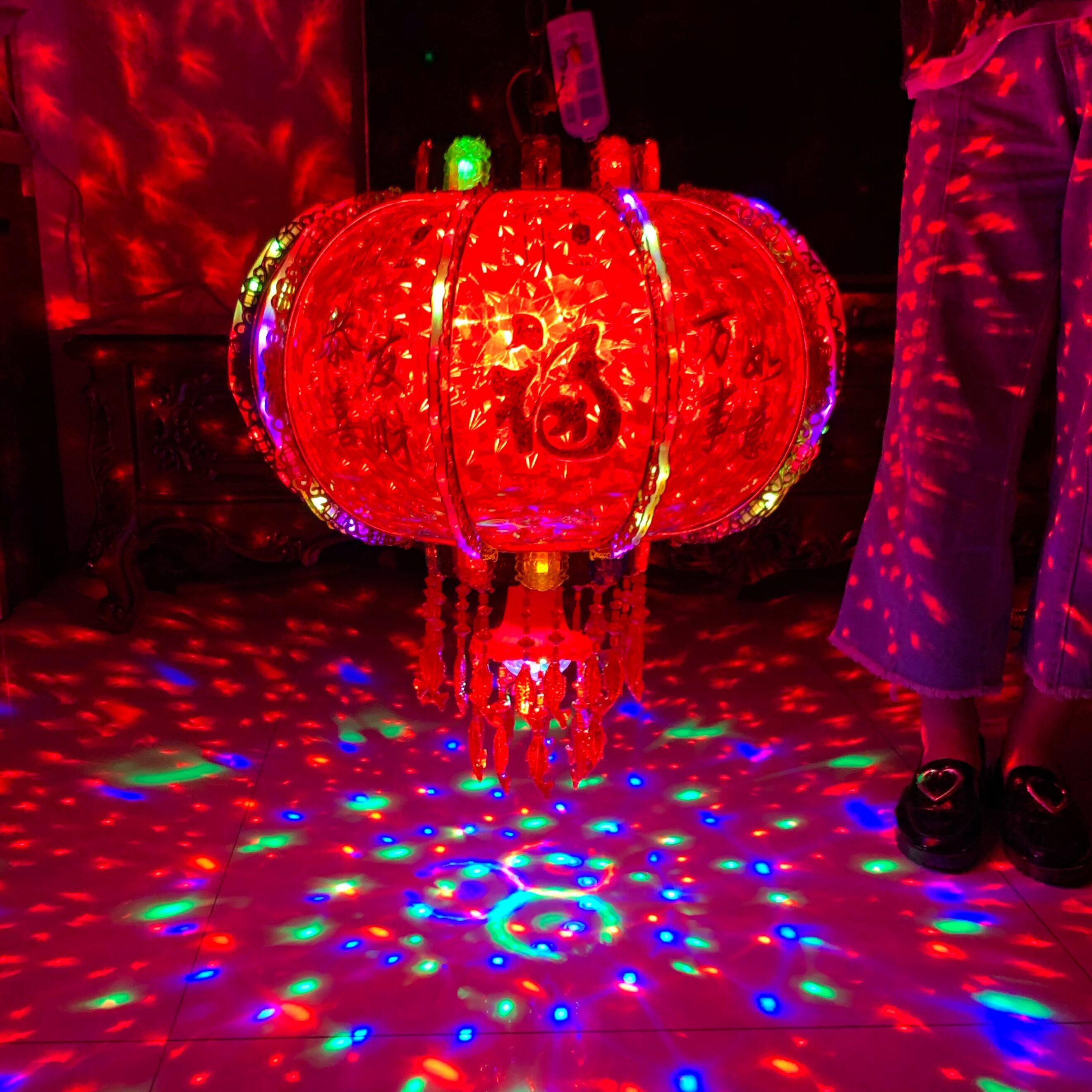 过年灯笼电池款新年灯笼七彩led旋转灯笼走马灯喜庆结婚红灯笼乔