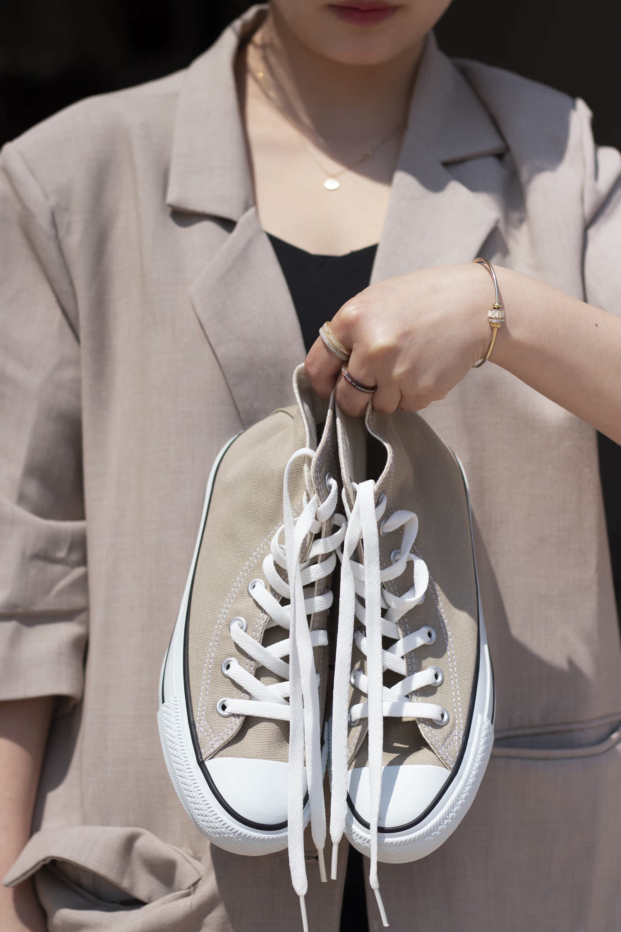 CONVERSE ALL STAR 日版限定侧边红蓝标奶茶色梨花灰色浅棕色高帮在类目 运动鞋new, 帆布鞋中 - 来自Buy2taobao.com提供专业的淘宝代购服务