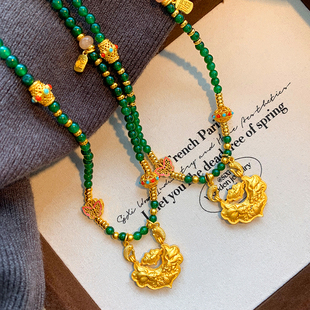 新中式绿翡翠如意长项链女平安锁气质古法玛瑙金色吊坠高级感锦鲤