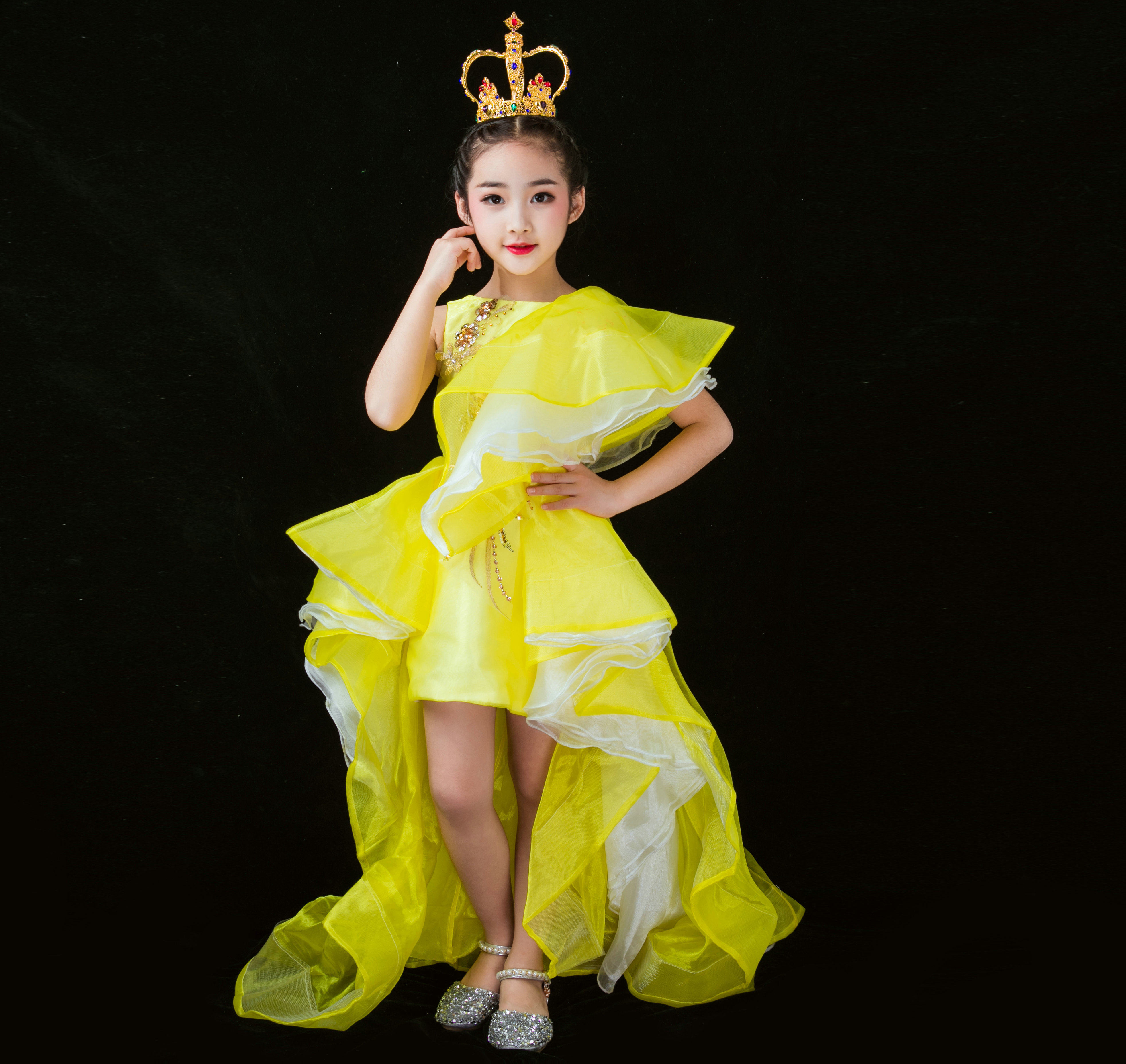 薇设计高端儿童礼服中国风戏曲高定礼服国潮风礼服总决赛出租定制