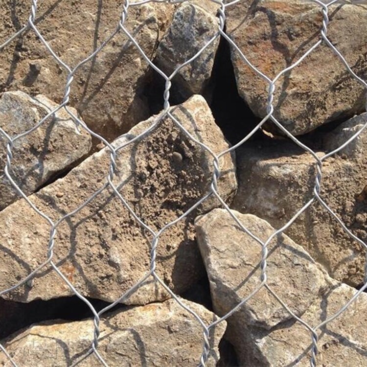 石笼网现货镀锌石笼网卷定制水利防洪格宾网堤坝石笼网箱加筋网