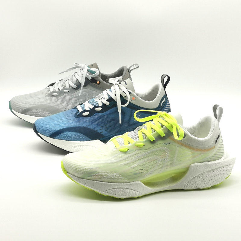 李宁跑鞋超轻18