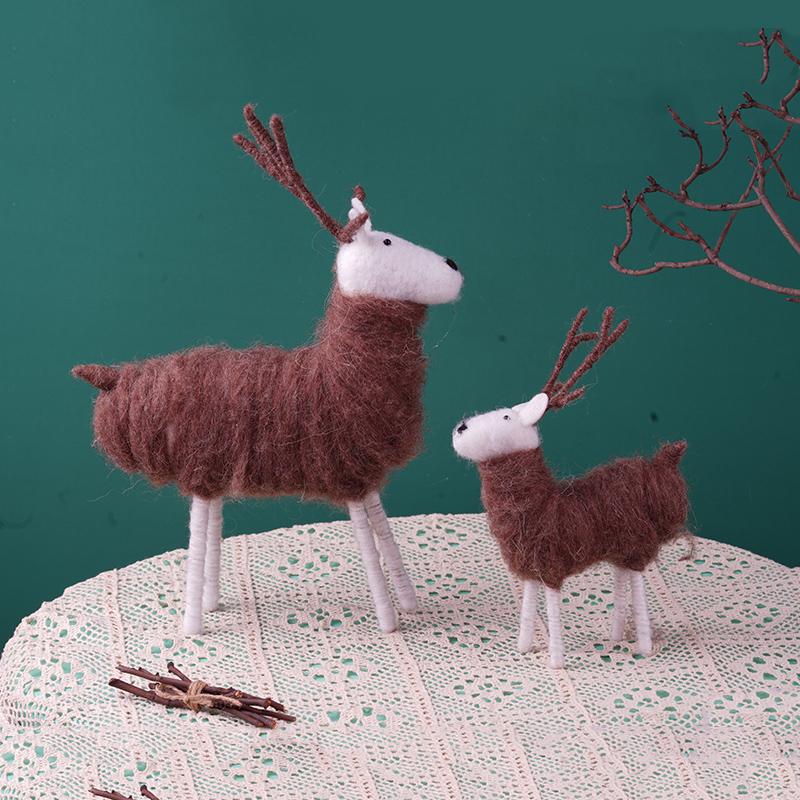 北欧轻奢羊毛毡麋鹿驯鹿桌面摆件手作成品创意电视柜客厅亲子装饰