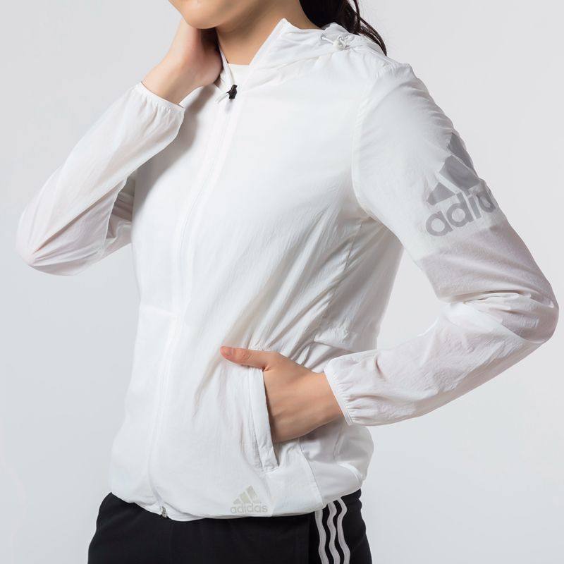 adidas阿迪达斯女外套秋冬季新款夹克休闲运动服防风衣连帽防晒服