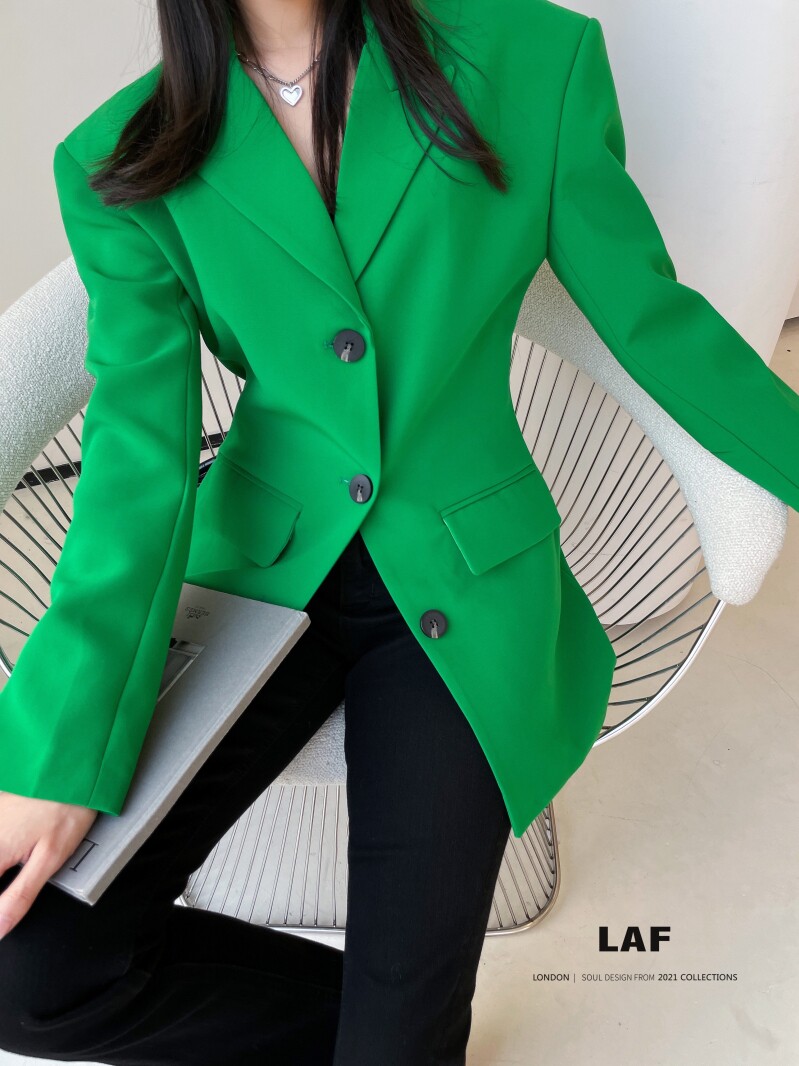 新款lafreedom官方授权绿收腰西装西服外套显白复古时髦凹造型