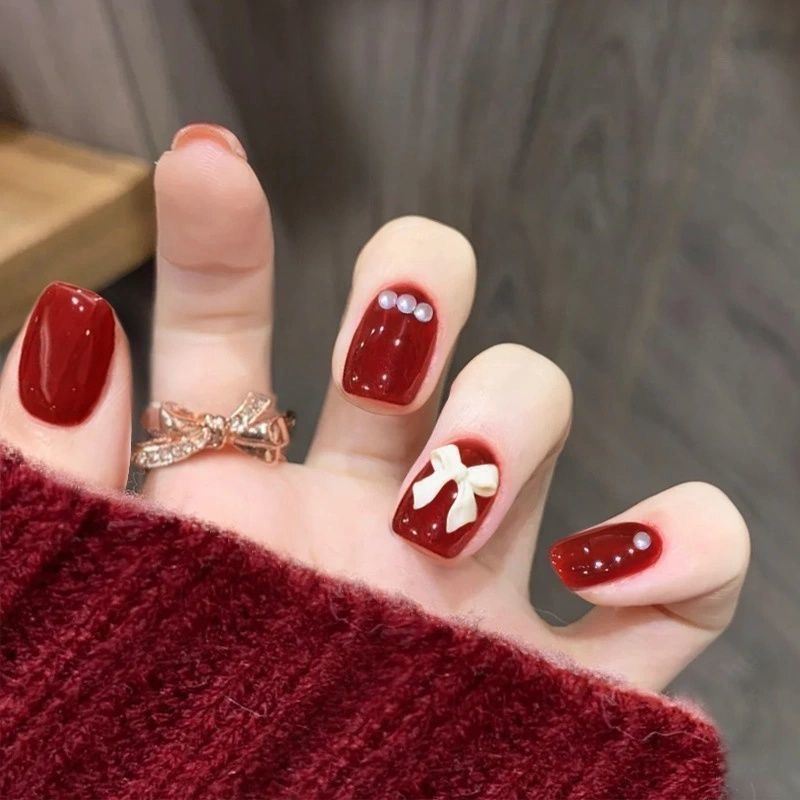 蝴蝶结假指甲贴片成品美甲长短款可拆卸穿戴甲学生红色新年指甲片