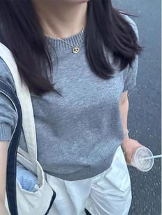 灰色正肩圆领针织短袖t恤衫女夏季小个子短款宽松遮肚子显瘦上衣