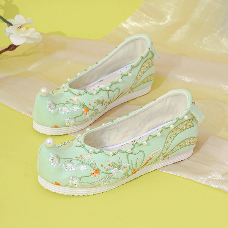 内增高汉服鞋子女唐制绣鞋春秋绿色小清新国风元素女鞋古风绣花鞋