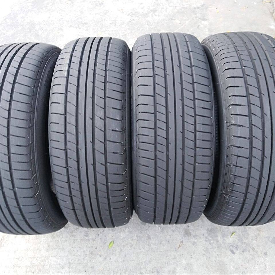 二手邓禄普9成新轮胎215 225 235 245 255 265 55 60 65 r 17 18