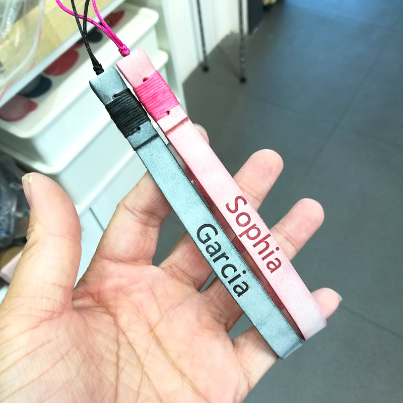 複古彩色牛皮真皮手腕繩指環繩結實耐用安全防丟防摔手機挂繩短款在類目 3C數碼配件, 手機配件, 手機飾品, 手機掛件/手機鏈中 - 來自Buy2taobao.com提供專業的淘寶代購服務