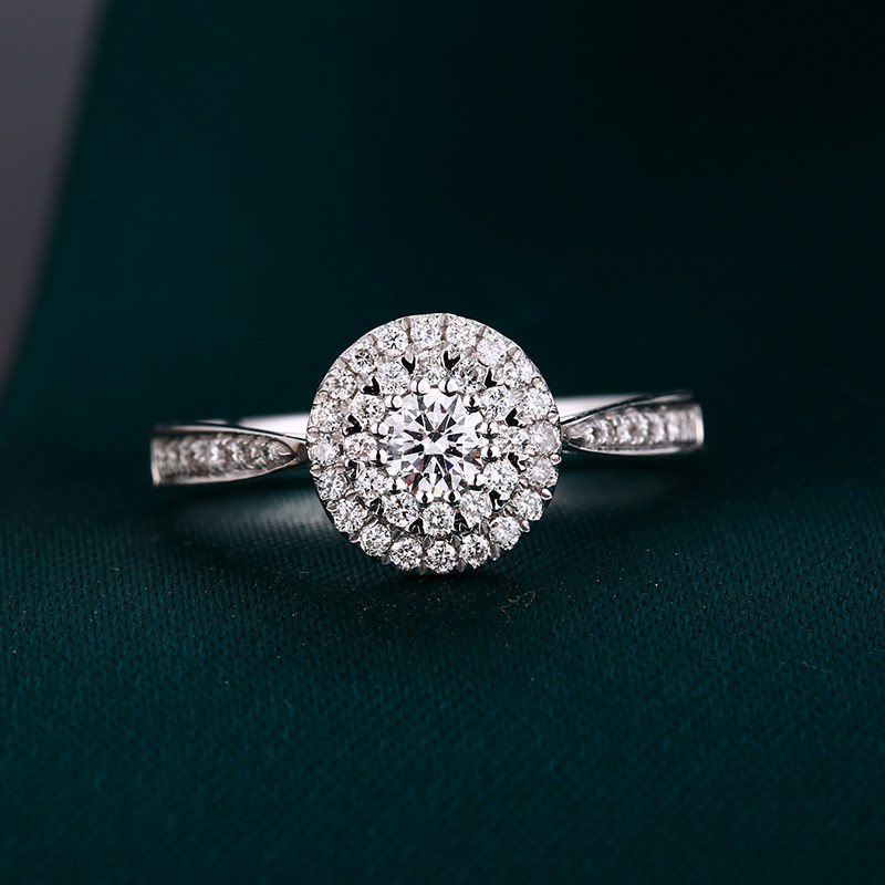 18k白金天然钻石群镶满钻2克拉效果钻戒女款超显大百搭订婚求婚戒