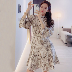 Autumn and winter 2021 new Korean fashion temperament elegant printed floral stand collar A-line dress bottomed skirt