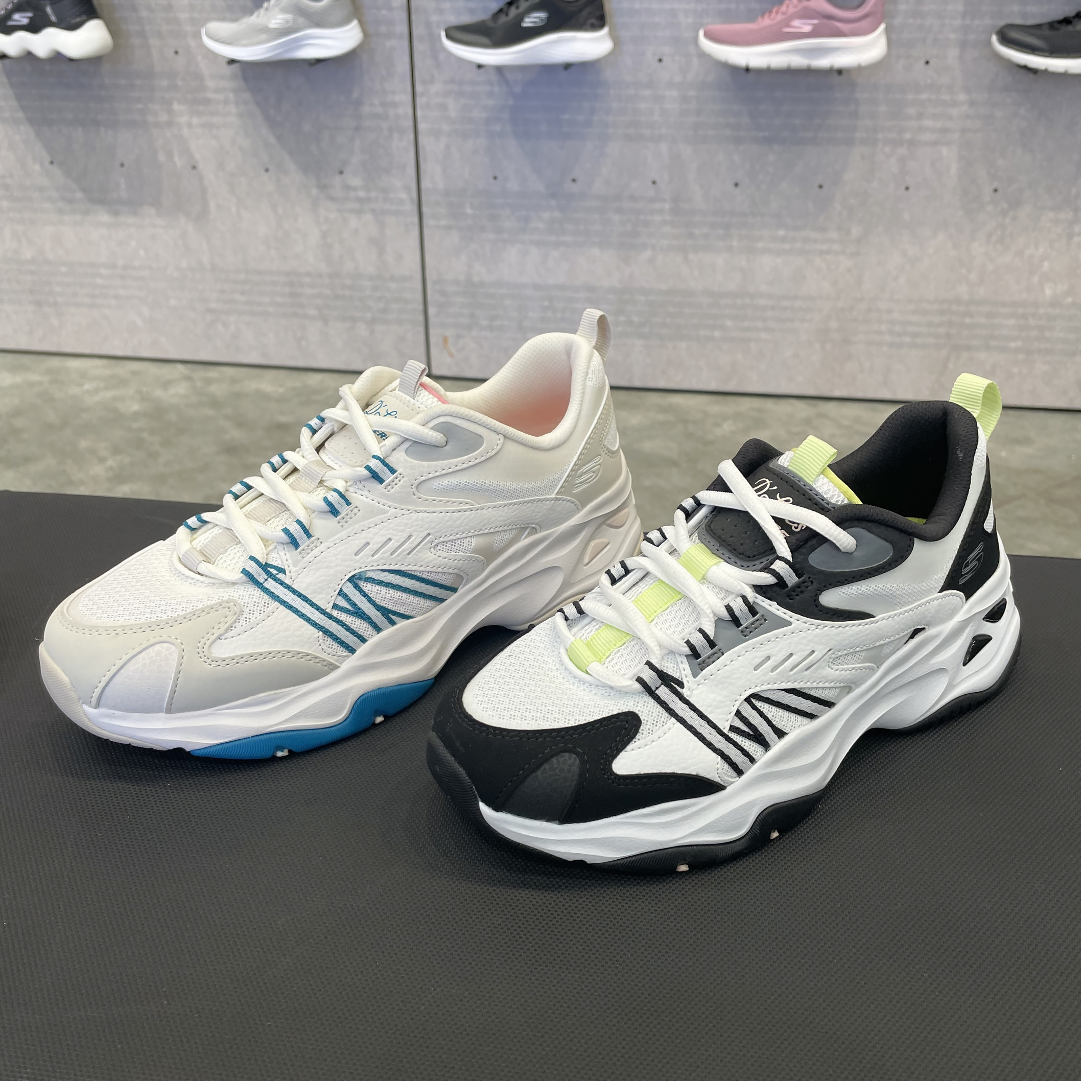 Skechers斯凯奇男女鞋896134新款四代熊猫鞋厚底运动跑步鞋237410