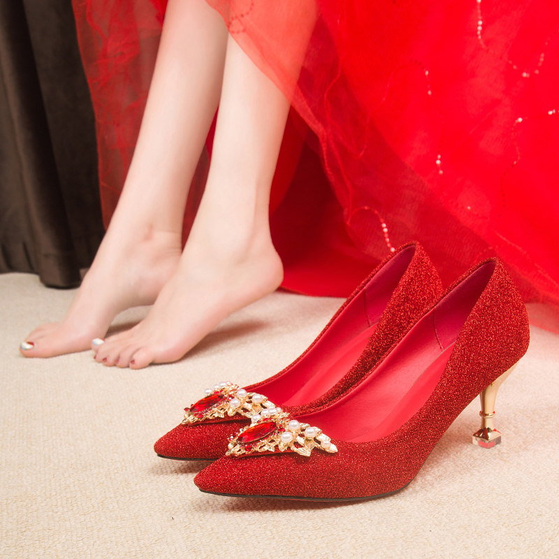 红色新娘结婚鞋子女秋冬季2022年新款不累脚秀禾主婚纱两穿高跟鞋
