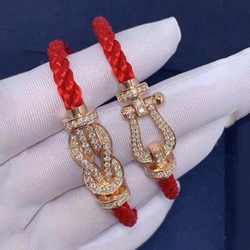 18k白金进口莫桑石大牌八字扣手绳本命年玫瑰金au750马蹄扣手链女