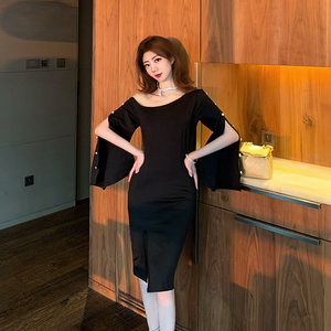 Slant shoulder herringbone neck off shoulder horn sleeve waist slit thickened small black skirt celebrity dress