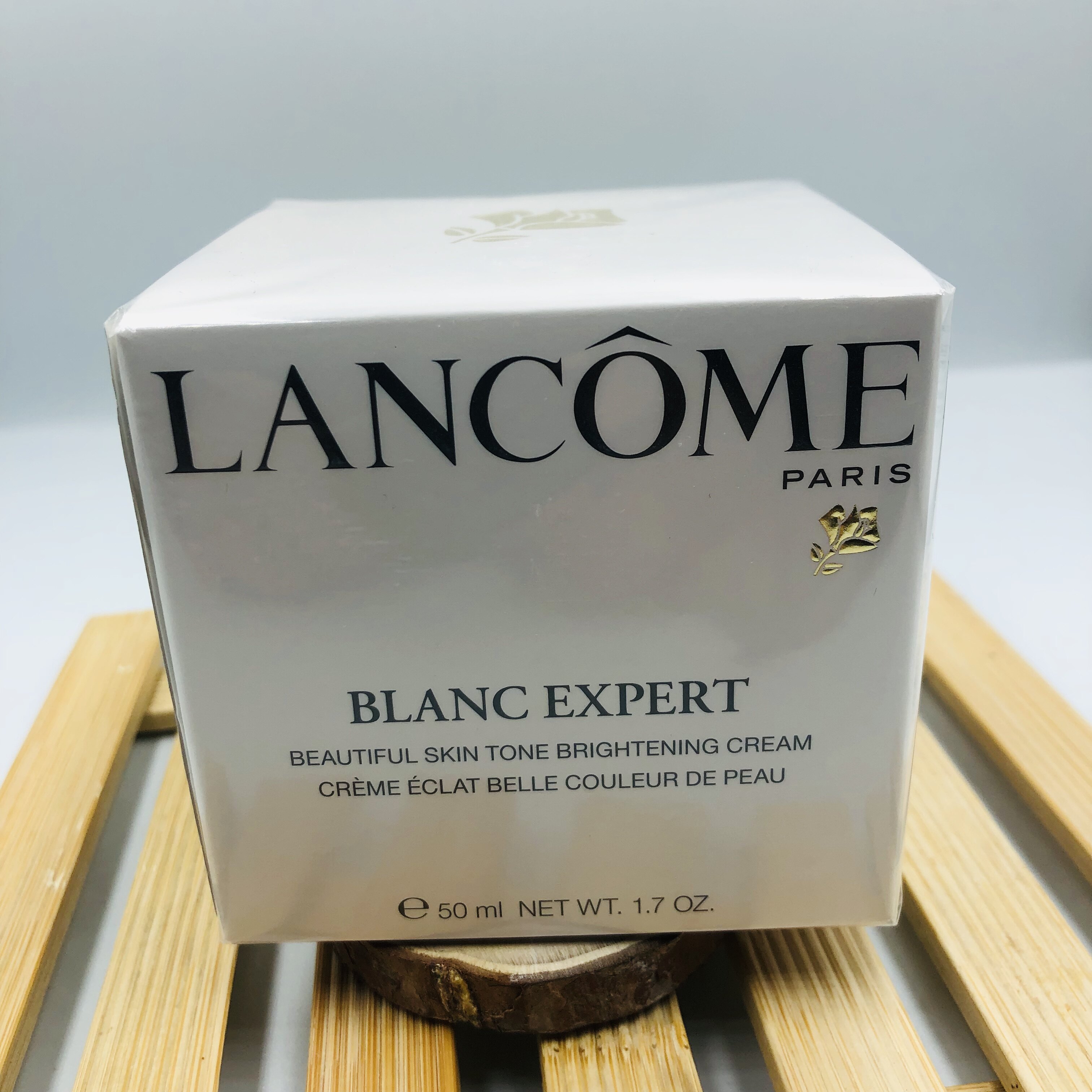 热销兰蔻日霜50ml 正品_【正装】国内专柜兰蔻臻白美颜霜日霜50ml优惠