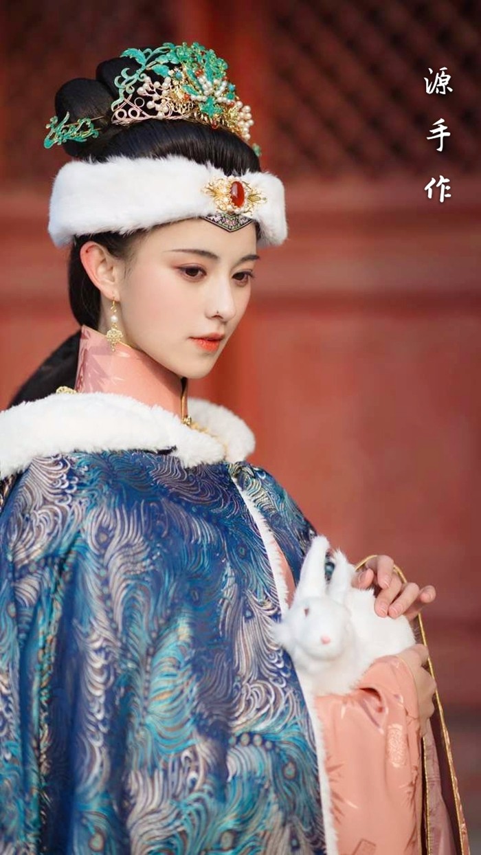 源手作原创卧兔儿昭君套兔毛皮草汉服配饰抹额眉勒冬天摄影帽子