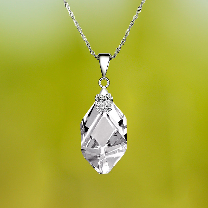 一折不规则水晶吊坠_忆奴娇 忆北纯银饰品 水晶项链 不规则菱形 吊坠