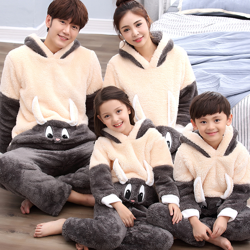 Autumn and winter thickening Coral Parenting pajamas Cartoon A three Family Pack Mother and daughter Flannel Home Furnishingsin the Children/Baby/Family fitted , Family fitted/Parenting Fashion category - from Buy2taobao.com to provide professional Taobao agent buy service