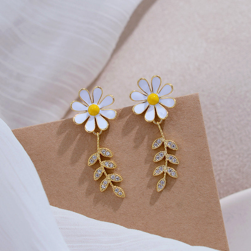 紫色ins仙女花朵耳钉夏天甜美耳环925纯银雏菊短款耳坠可爱小清新