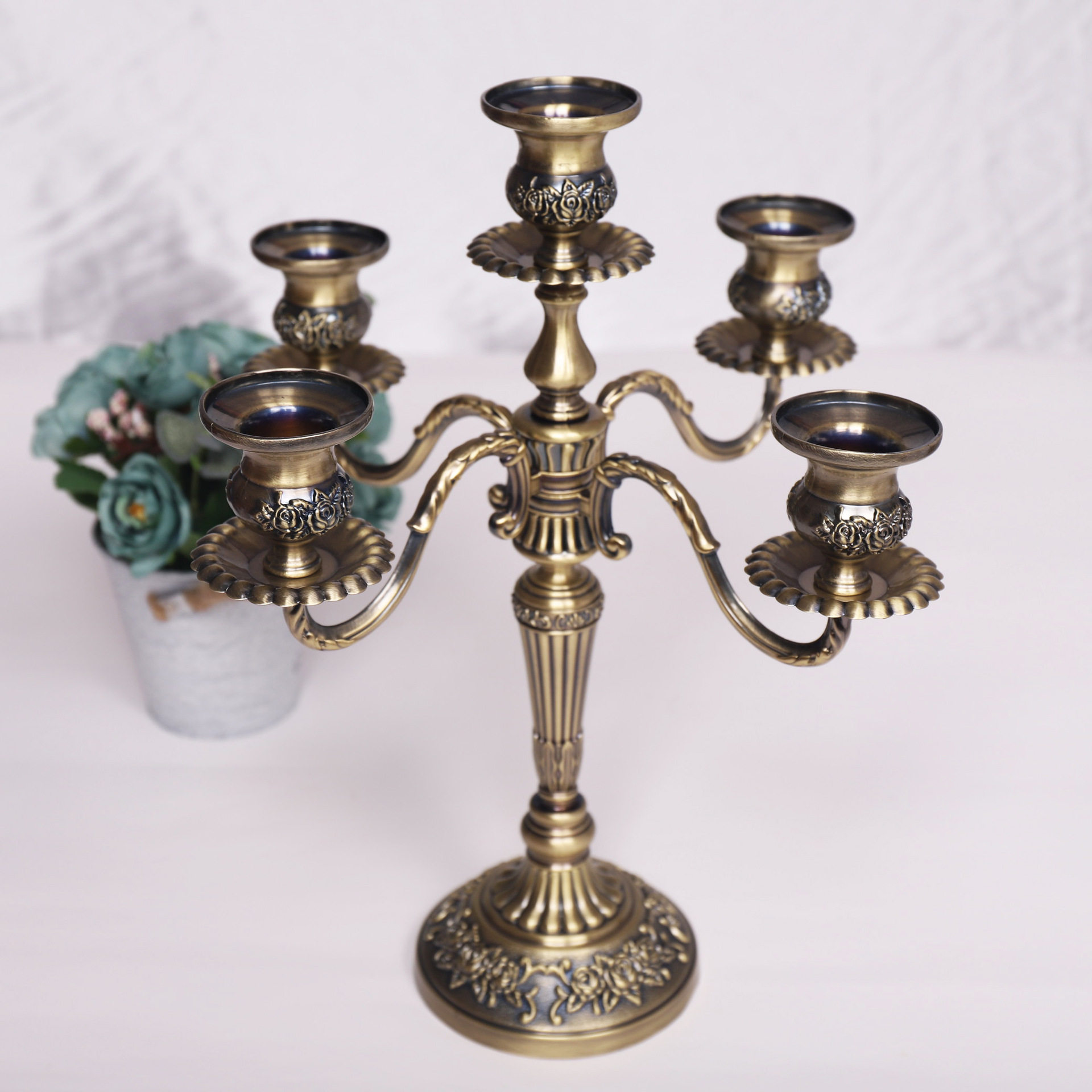 促销包邮欧式烛台三头五头烛台金属创意俄罗斯北欧餐厅摆件蜡烛台