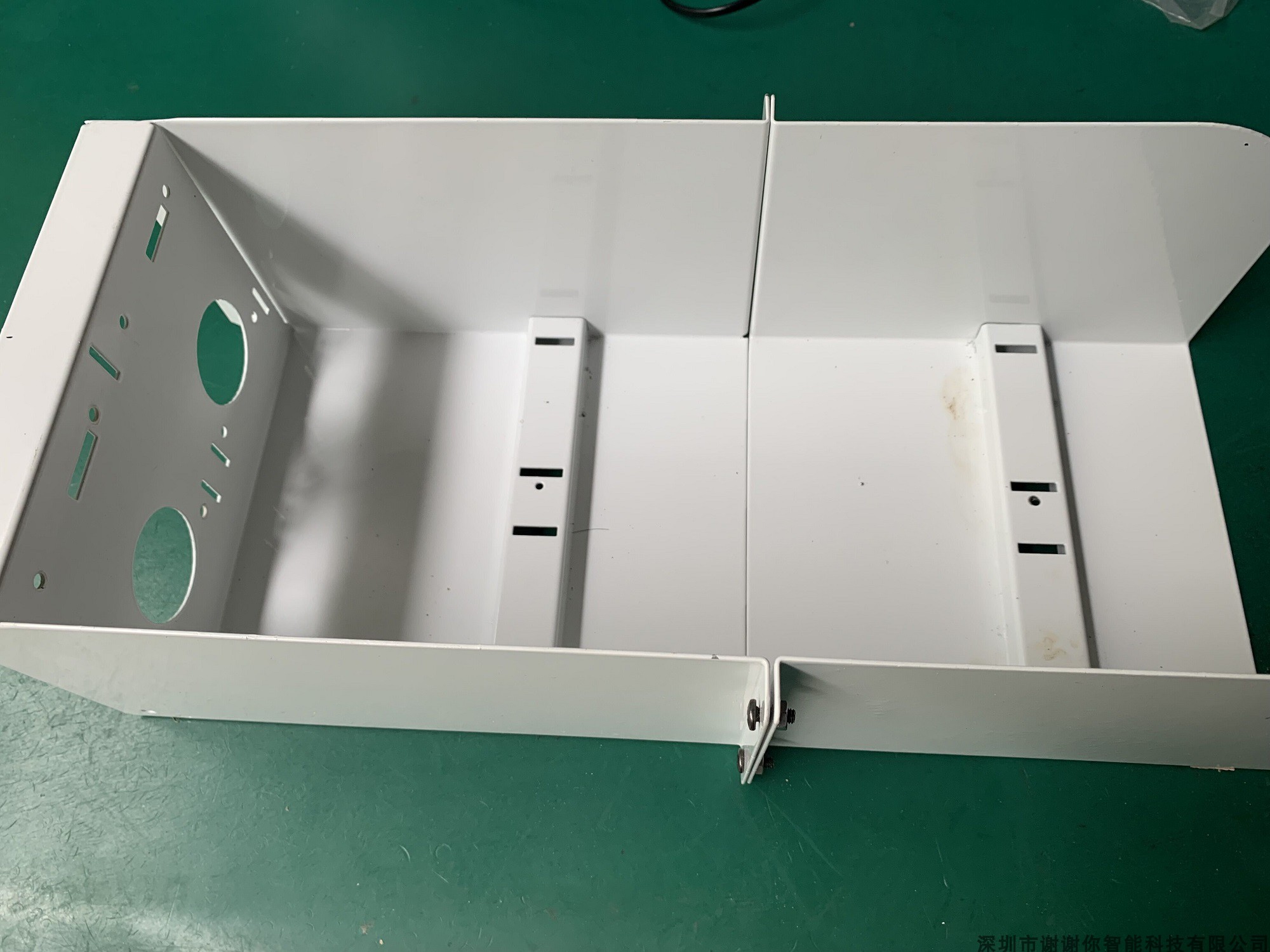 履带同步带货架货道 安装钣金座 自动售货机配件在类目 五金/工具, 机械五金, 其他机械五金(新)中 - 来自Buy2taobao.com提供专业的淘宝代购服务