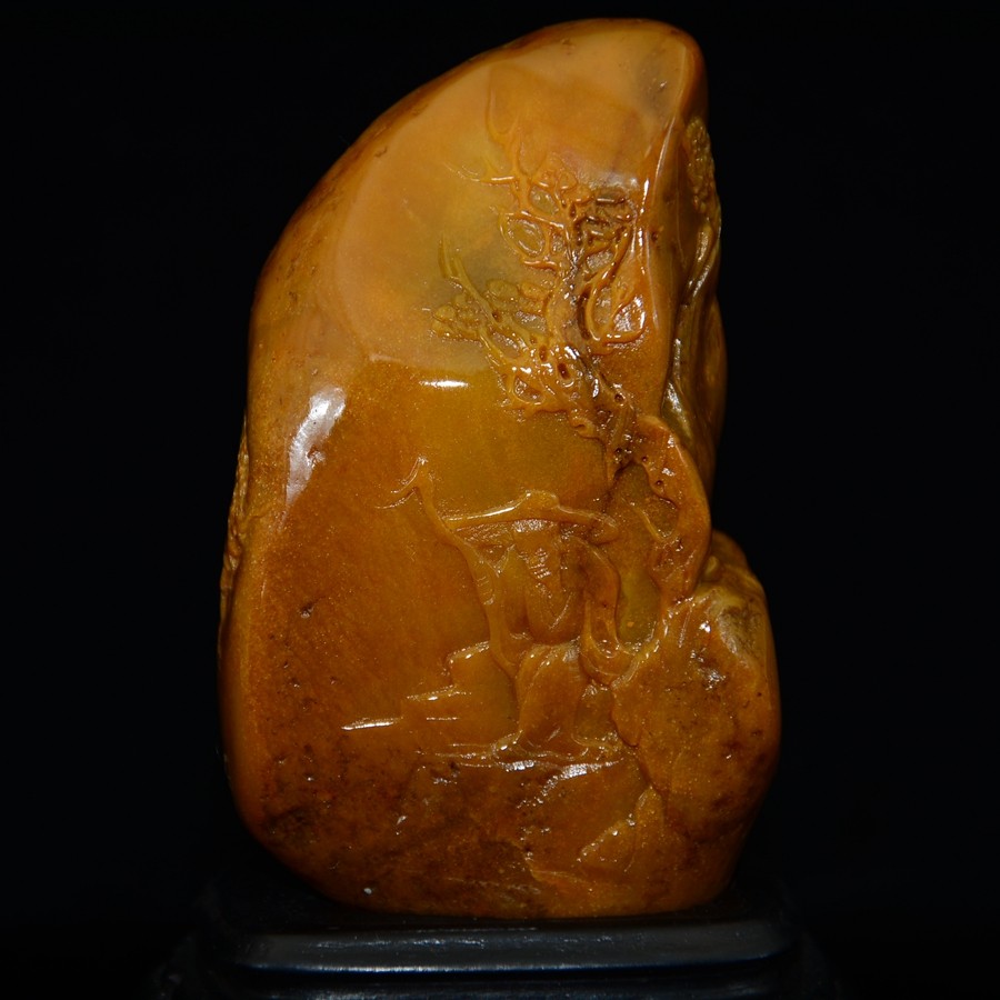 昌化田黄石摆件 待渡 器形饱满 色黄 重196.02克