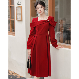 新中式订婚礼服连衣裙红色丝绒甜美敬酒服新娘可穿回门设计感裙子