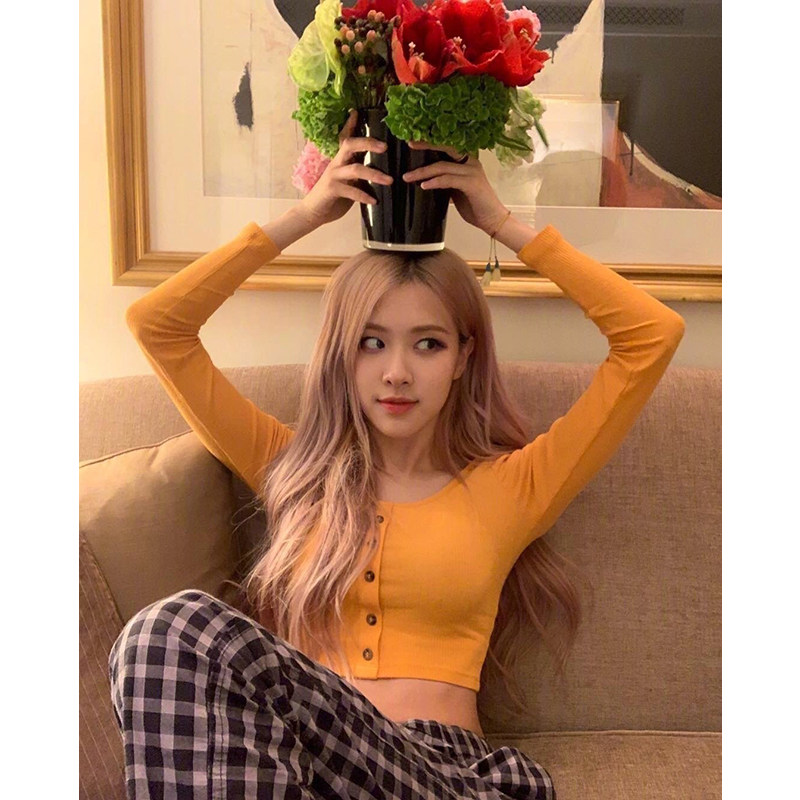 影星衣橱的优惠券大全—blackpink朴彩英rose同款黄色短款长袖t女修身