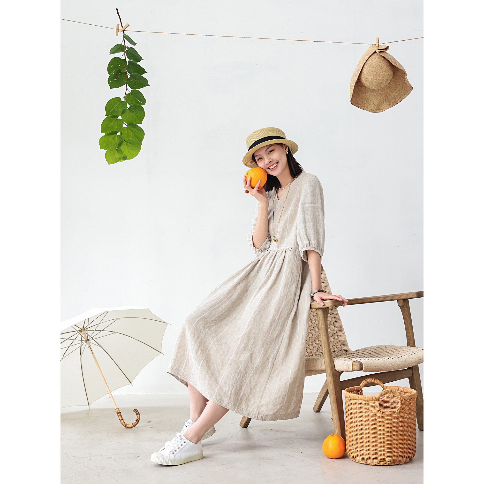 麻霖原创设计女装2022夏新品雨露麻条纹提花肌理v领七分袖连衣裙