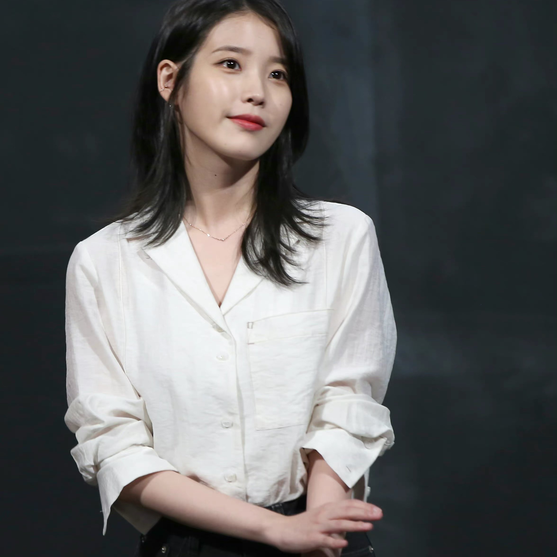 同款衣服韩国女明星iu