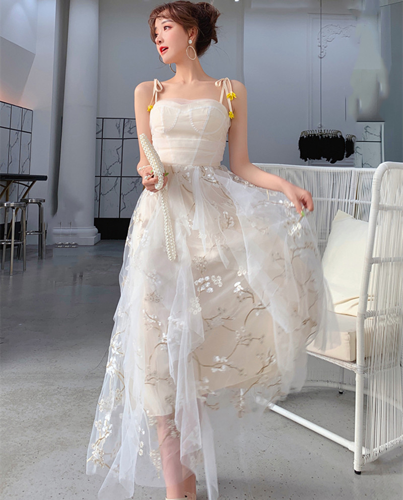 袁姗姗明星同款白色网纱刺绣长裙名媛显瘦吊带晚礼服女仙气连衣裙