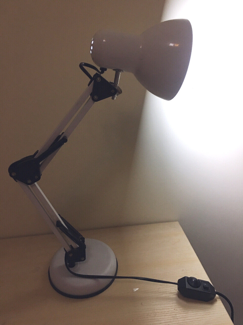 【皮克斯台灯】_二手_转让_回收 – 闲鱼
