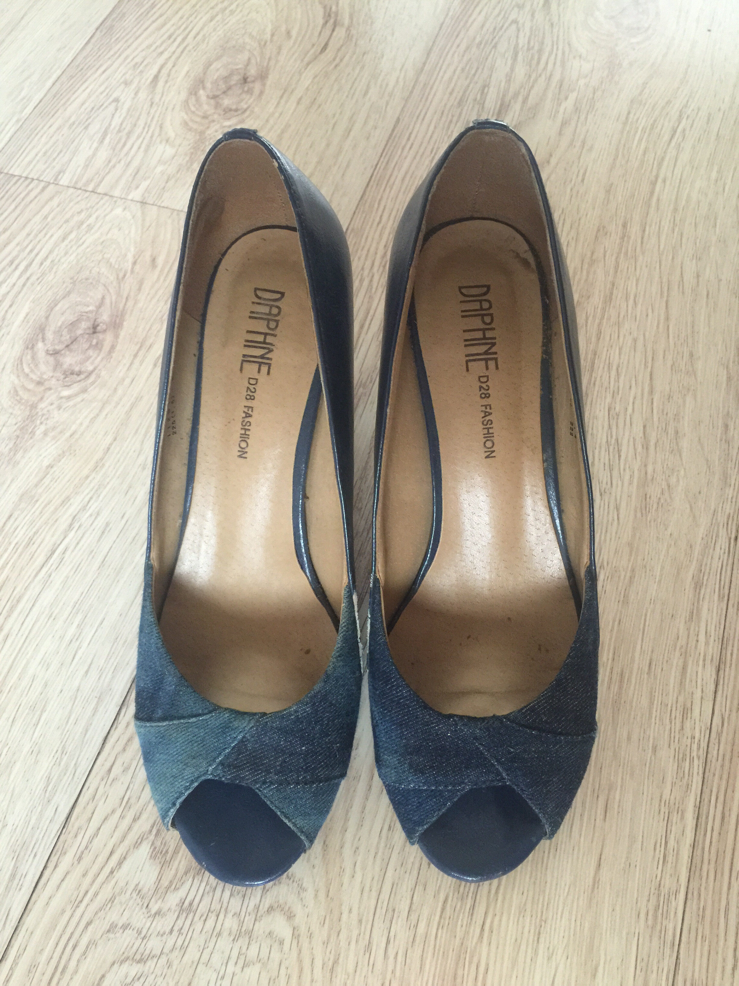 【达芙妮女鞋40】_二手_转让_回收 – 闲鱼