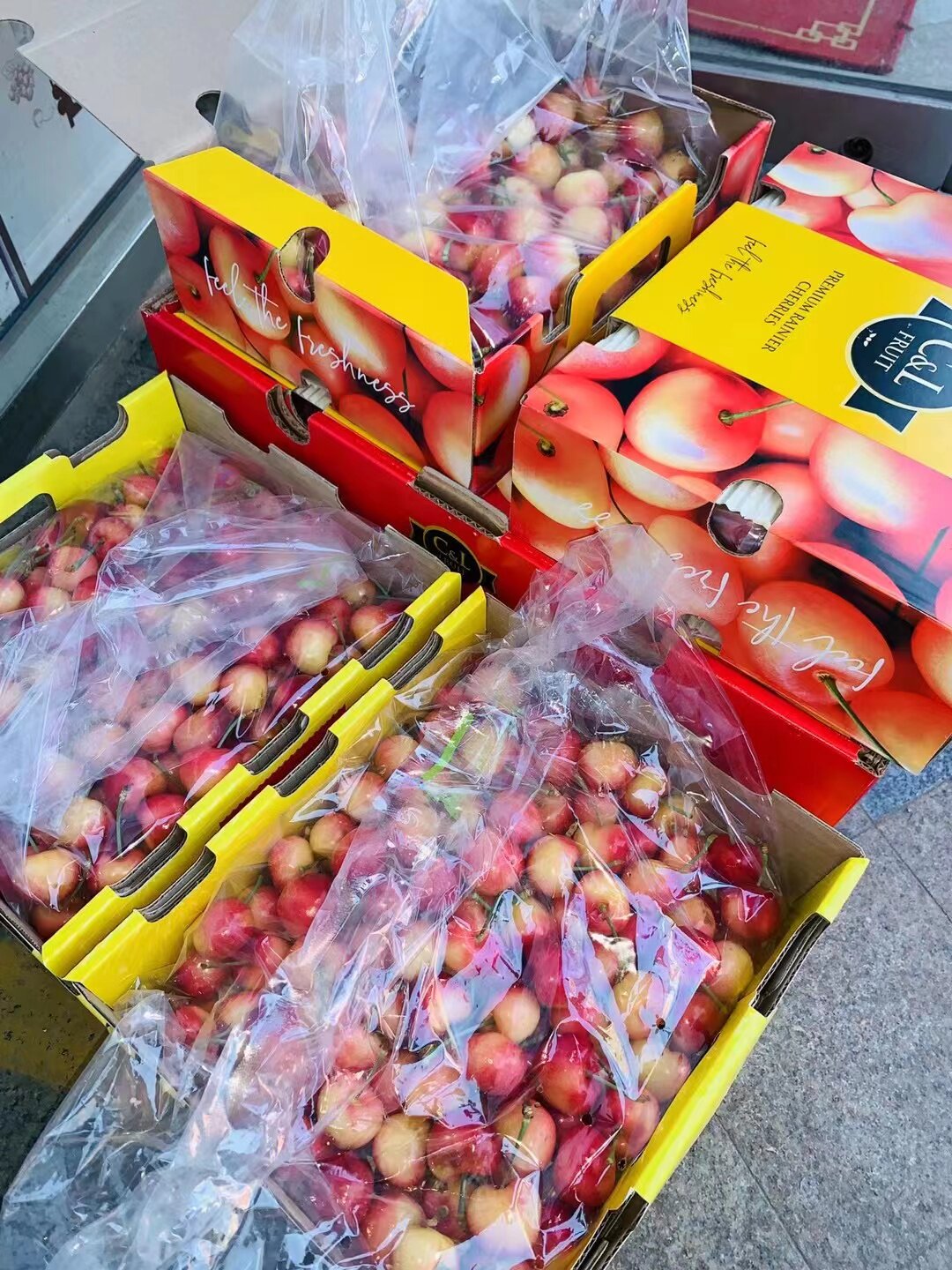 智利空运雷尼尔黄车厘子44斤原箱2j3j新鲜rainier蕾尼黄金黄车