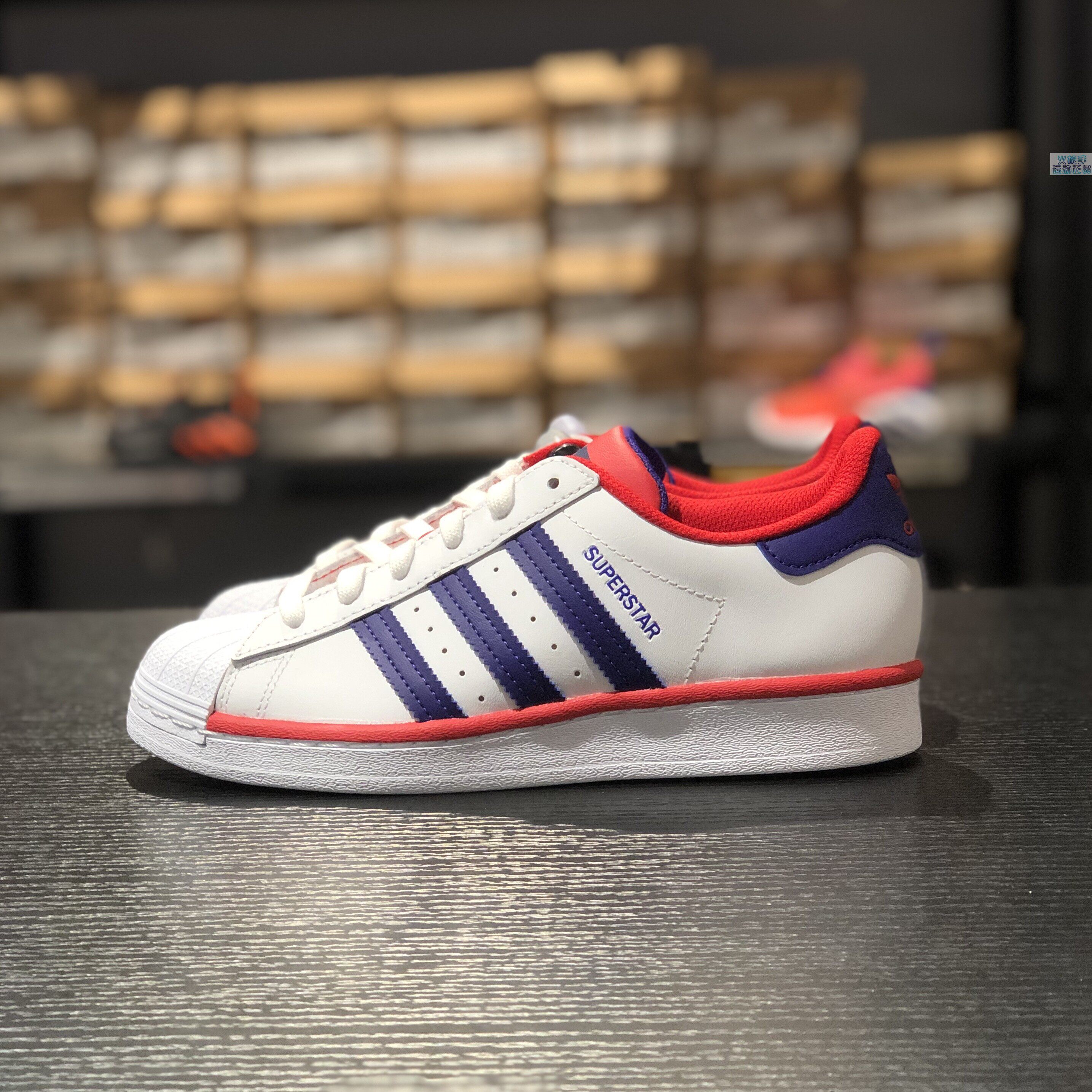 正品adidas阿迪达斯superstarj女子贝壳头运动休闲板鞋fv3666